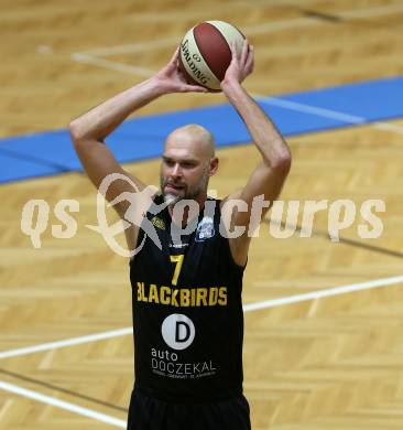 Basketball Zweite Liga 2019/2020. Grunddurchgang 9. Runde. KOS Celovec gegen  Guessing/Jennersdorf Blackbirds 	. Marko Moric (Blackbirds). Klagenfurt, am 9.11.2019.
Foto: Kuess
www.qspictures.net

---
pressefotos, pressefotografie, kuess, qs, qspictures, sport, bild, bilder, bilddatenbank