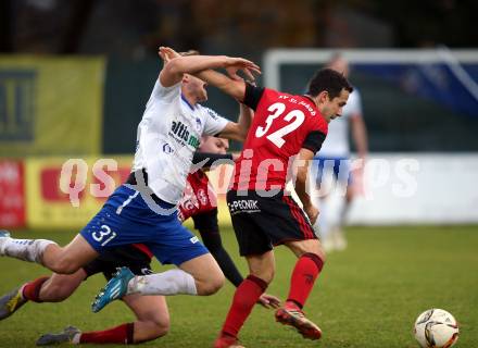Fussball Kaerntner Liga. Treibach gegen St. Jakob/Ros. .  Jonas Warmuth (Treibach),  Marco Koller, Florian Schaller (St. Jakob). Treibach, am 9.11.2019.
Foto: Kuess
www.qspictures.net
---
pressefotos, pressefotografie, kuess, qs, qspictures, sport, bild, bilder, bilddatenbank
