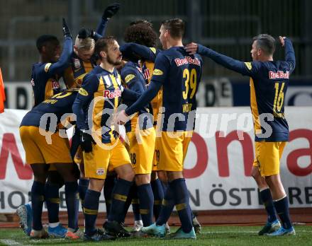 Fussball Bundesliga. RZ Pellets WAC gegen FC Red Bull Salzburg.  Torjubel Erling Braut Haland, Patson Daka, Dominik Szoboszlai, Takumi Minamino, Andreas Ulmer, Andre Ramalho Silva   (Salzburg). Wolfsberg, am 10.11.2019.
Foto: Kuess
www.qspictures.net

---
pressefotos, pressefotografie, kuess, qs, qspictures, sport, bild, bilder, bilddatenbank