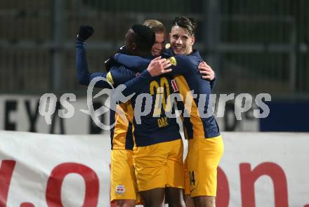 Fussball Bundesliga. RZ Pellets WAC gegen FC Red Bull Salzburg. Torjubel Erling Braut Haland, Patson Daka, Dominik Szoboszlai  (Salzburg). Wolfsberg, am 10.11.2019.
Foto: Kuess
www.qspictures.net

---
pressefotos, pressefotografie, kuess, qs, qspictures, sport, bild, bilder, bilddatenbank