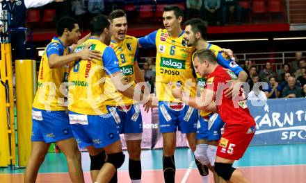 Volleyball. CEV Champions League Volley 2020 Men. SK Zadruga Aich/Dob gegen HAOK Mladost Zageb. Jubel (Aich/Dob). Klagenfurt, am 13.11.2019.
Foto: Kuess
www.qspictures.net
Foto: Kuess
---
pressefotos, pressefotografie, kuess, qs, qspictures, sport, bild, bilder, bilddatenbank