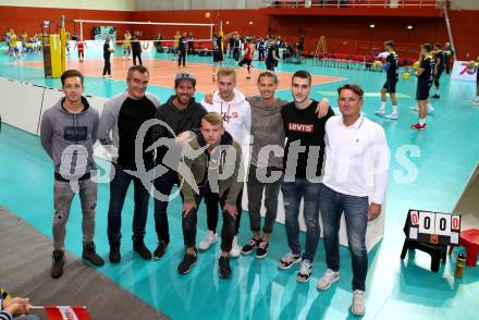 Volleyball. CEV Champions League Volley 2020 Men. SK Zadruga Aich/Dob gegen HAOK Mladost Zageb. Oliver Markoutz, Robert Micheu, Sandro Zakany, Florian Jaritz, Patrick Greil, Thomas Lenuweit, Florian Freissegger. Klagenfurt, am 13.11.2019.
Foto: Kuess
www.qspictures.net
Foto: Kuess
---
pressefotos, pressefotografie, kuess, qs, qspictures, sport, bild, bilder, bilddatenbank