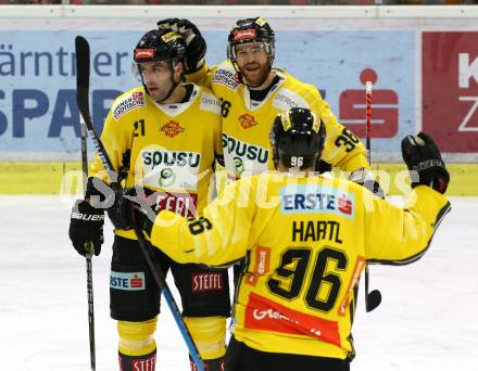 EBEL. Eishockey Bundesliga. KAC gegen	Vienna Capitals. Torjubel Riley Holzapfel, Mark Flood, Nikolaus Hartl (Vienna Capitals). Klagenfurt, am 15.11.2019.
Foto: Kuess
www.qspictures.net

---
pressefotos, pressefotografie, kuess, qs, qspictures, sport, bild, bilder, bilddatenbank