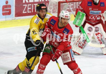 EBEL. Eishockey Bundesliga. KAC gegen	Vienna Capitals. Thomas HUndertpfund,  (KAC), Kyle Baun (Vienna Capitals). Klagenfurt, am 15.11.2019.
Foto: Kuess
www.qspictures.net

---
pressefotos, pressefotografie, kuess, qs, qspictures, sport, bild, bilder, bilddatenbank