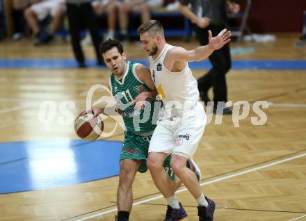 Basketball Zweite Liga 2019/2020. Grunddurchgang 8. Runde. Woerthersee Piraten gegen KOS Celovec. Ziga Erculj (Piraten), Toman Feinig (KOS Celovec). Klagenfurt, am 16.11.2019.
Foto: Kuess
www.qspictures.net

---
pressefotos, pressefotografie, kuess, qs, qspictures, sport, bild, bilder, bilddatenbank