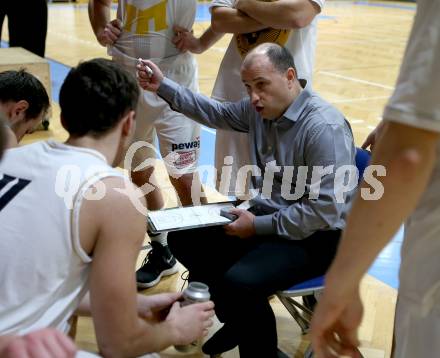 Basketball Zweite Liga 2019/2020. Grunddurchgang 8. Runde. Woerthersee Piraten gegen KOS Celovec.  Trainer Goran Jovanovic (Piraten). Klagenfurt, am 16.11.2019.
Foto: Kuess
www.qspictures.net

---
pressefotos, pressefotografie, kuess, qs, qspictures, sport, bild, bilder, bilddatenbank