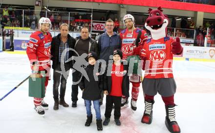 EBEL. Eishockey Bundesliga. KAC gegen HC TWK Innsbruck. Spieler des Abends Thomas Koch, Thomas Hundertpfund (KAC). Klagenfurt, am 17.11.2019.
Foto: Kuess
www.qspictures.net

---
pressefotos, pressefotografie, kuess, qs, qspictures, sport, bild, bilder, bilddatenbank