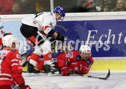 EBEL. Eishockey Bundesliga. KAC gegen HC TWK Innsbruck. Siim Liivik, (KAC), Sacha Guimond  (HC Innsbruck). Klagenfurt, am 17.11.2019.
Foto: Kuess
www.qspictures.net

---
pressefotos, pressefotografie, kuess, qs, qspictures, sport, bild, bilder, bilddatenbank