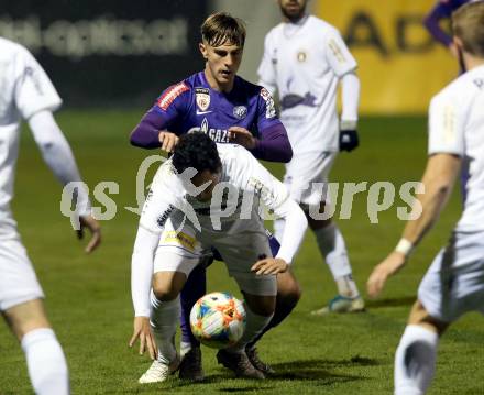 Fussball 2. Liga. SK Austria Klagenfurt gegen Young Violets Austria Wien. Maximiliano Moreira Romero, (Austria Klagenfurt), Pascal Macher  (Young Violets Austria Wien). Klagenfurt, am 22.11.2019.
Foto: Kuess
www.qspictures.net
---
pressefotos, pressefotografie, kuess, qs, qspictures, sport, bild, bilder, bilddatenbank