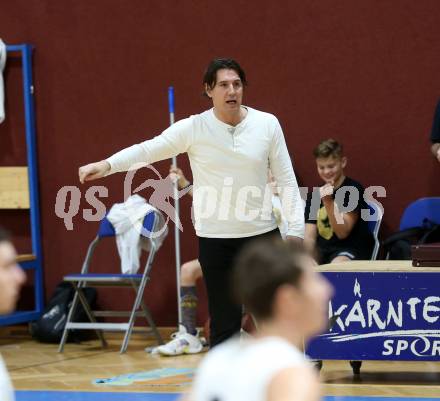 Basketball Zweite Liga 2019/2020. Grunddurchgang 11. Runde. Woerthersee Piraten gegen Mattersburg Rocks. Co-Trainer Andreas Kuttnig (Piraten). Klagenfurt, am 23.11.2019.
Foto: Kuess
www.qspictures.net

---
pressefotos, pressefotografie, kuess, qs, qspictures, sport, bild, bilder, bilddatenbank