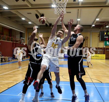 Basketball Zweite Liga 2019/2020. Grunddurchgang 11. Runde. Woerthersee Piraten gegen Mattersburg Rocks. Ziga Erculj (Piraten), Gary Ware, Corey Hallett (Mattersburg). Klagenfurt, am 23.11.2019.
Foto: Kuess
www.qspictures.net

---
pressefotos, pressefotografie, kuess, qs, qspictures, sport, bild, bilder, bilddatenbank