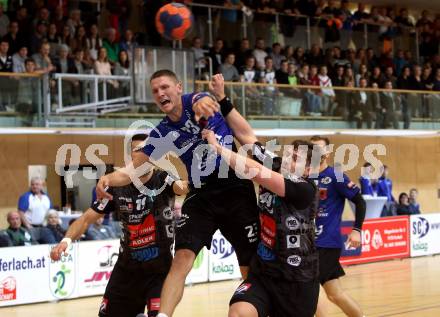 HLA. Handball Bundesliga. SC Kelag Ferlach gegen Sparkasse Schwaz Handball Tirol. Rok Golcar (Ferlach),  Petar Medic, Dario Lochner (Schwaz). Ferlach, am 23.11.2019.
Foto: Kuess
www.qspictures.net

---
pressefotos, pressefotografie, kuess, qs, qspictures, sport, bild, bilder, bilddatenbank