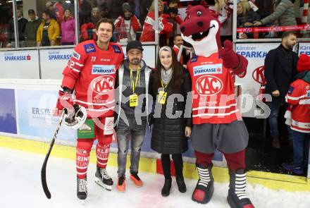 EBEL. Eishockey Bundesliga. KAC gegen	HCB Suedtirol Alperia. Antenne Fanbank. Siim Liivik (KAC). Klagenfurt, am 24.11.2019.
Foto: Kuess
www.qspictures.net

---
pressefotos, pressefotografie, kuess, qs, qspictures, sport, bild, bilder, bilddatenbank