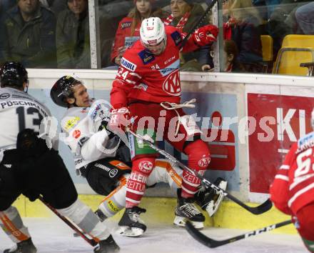 EBEL. Eishockey Bundesliga. KAC gegen	Dornbirn Bulldogs. Steven Strong,  (KAC), Jannik Froewis (Dornbirn). Klagenfurt, am 1.12.2019.
Foto: Kuess
www.qspictures.net

---
pressefotos, pressefotografie, kuess, qs, qspictures, sport, bild, bilder, bilddatenbank