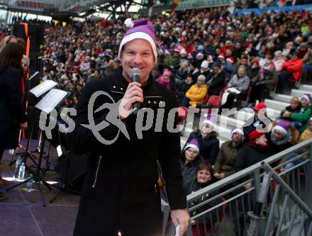 SK Austria Klagenfurt. Mitsing-Konzert. Kaernten singt Weihnachtslieder.  Christian Rosenzopf. Klagenfurt, am 1.12.2019.
Foto: Kuess
www.qspictures.net
---
pressefotos, pressefotografie, kuess, qs, qspictures, sport, bild, bilder, bilddatenbank