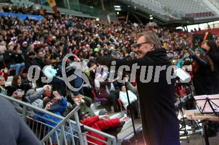 SK Austria Klagenfurt. Mitsing-Konzert. Kaernten singt Weihnachtslieder.  Nik P.. Klagenfurt, am 1.12.2019.
Foto: Kuess
www.qspictures.net
---
pressefotos, pressefotografie, kuess, qs, qspictures, sport, bild, bilder, bilddatenbank