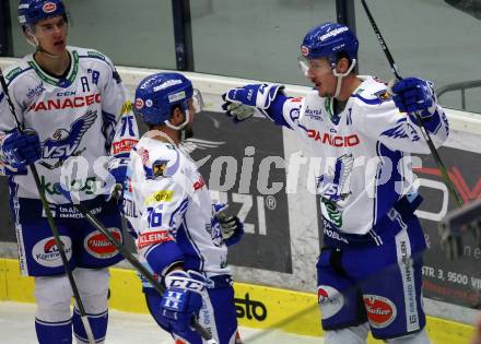 EBEL. Eishockey Bundesliga. EC VSV gegen HC TWK Innsbruck.  Torjubel Felix Maxa, Patrick Spannring, Adis Alagic (VSV). Villach, am 3.12.2019.
Foto: Kuess
www.qspictures.net
---
pressefotos, pressefotografie, kuess, qs, qspictures, sport, bild, bilder, bilddatenbank