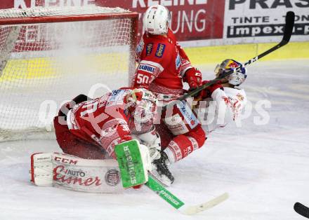 EBEL. Eishockey Bundesliga. KAC gegen	EC Red Bull Salzburg. Lars Haugen, Matthew Neal, (KAC),  Nico Feldner  (Salzburg). Klagenfurt, am 6.12.2019.
Foto: Kuess
www.qspictures.net

---
pressefotos, pressefotografie, kuess, qs, qspictures, sport, bild, bilder, bilddatenbank