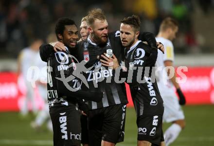 Fussball Bundesliga. RZ Pellets WAC gegen LASK. Torjubel Samuel Tetteh,  Joao Klauss De Mello, Rene Renner (LASK). Wolfsberg, am 7.12.2019.
Foto: Kuess
www.qspictures.net

---
pressefotos, pressefotografie, kuess, qs, qspictures, sport, bild, bilder, bilddatenbank