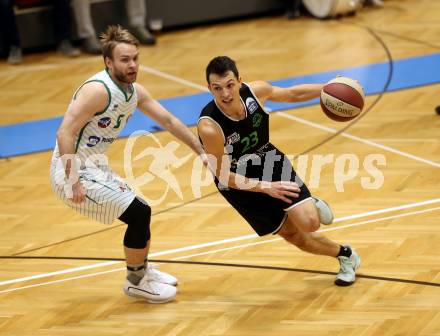 Basketball Zweite Liga 2019/2020. Grunddurchgang 13. Runde. KOS Celovec gegen  Deutsch Wagram Alligators. Tim Huber (KOS Celovec), Lukas Hofer (Deutsch Wagram). Klagenfurt, am 7.12.2019.
Foto: Kuess
www.qspictures.net

---
pressefotos, pressefotografie, kuess, qs, qspictures, sport, bild, bilder, bilddatenbank