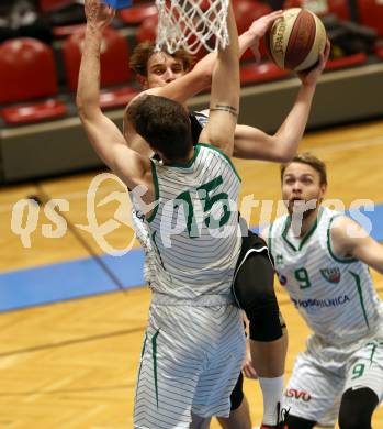 Basketball Zweite Liga 2019/2020. Grunddurchgang 13. Runde. KOS Celovec gegen  Deutsch Wagram Alligators. Rijad Dzigal (KOS Celovec), Elias Wlasak (Deutsch Wagram). Klagenfurt, am 7.12.2019.
Foto: Kuess
www.qspictures.net

---
pressefotos, pressefotografie, kuess, qs, qspictures, sport, bild, bilder, bilddatenbank