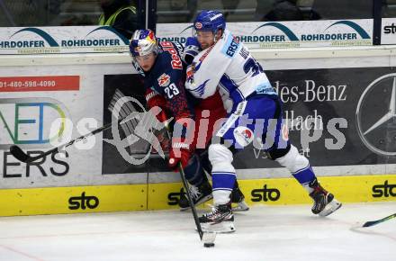 EBEL. Eishockey Bundesliga. EC VSV gegen EC Red Bull Salzburg. Bernd Wolf,  (VSV), Connor Brickley  (Salzburg). Villach, am 13.12.2019.
Foto: Kuess
www.qspictures.net
---
pressefotos, pressefotografie, kuess, qs, qspictures, sport, bild, bilder, bilddatenbank