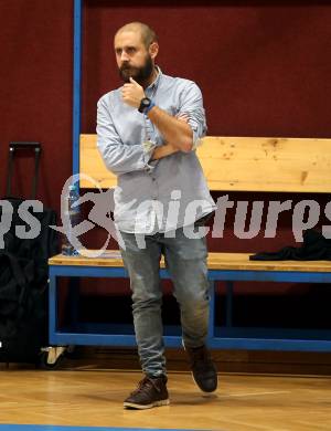 Basketball Zweite Liga 2019/2020. Grunddurchgang 14. Runde. Woerthersee Piraten gegen Dornbirn Lions.  Trainer Borja San Miguel (Dornbirn). Klagenfurt, am 14.12.2019.
Foto: Kuess
www.qspictures.net

---
pressefotos, pressefotografie, kuess, qs, qspictures, sport, bild, bilder, bilddatenbank