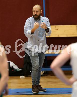 Basketball Zweite Liga 2019/2020. Grunddurchgang 14. Runde. Woerthersee Piraten gegen Dornbirn Lions.  Trainer Borja San Miguel (Dornbirn). Klagenfurt, am 14.12.2019.
Foto: Kuess
www.qspictures.net

---
pressefotos, pressefotografie, kuess, qs, qspictures, sport, bild, bilder, bilddatenbank