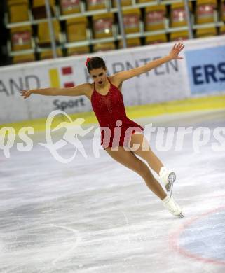 Eiskunstlauf. Oesterreichische Meisterschaften. Sophia Schaller.  Klagenfurt, am 14.12.2019.
Foto: Kuess
www.qspictures.net

---
pressefotos, pressefotografie, kuess, qs, qspictures, sport, bild, bilder, bilddatenbank