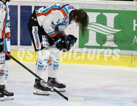 EBEL. Eishockey Bundesliga. KAC gegen	EHC Liwest Black Wings Linz.  Raphael Wolf (Linz). Klagenfurt, am 15.12.2019.
Foto: Kuess
www.qspictures.net

---
pressefotos, pressefotografie, kuess, qs, qspictures, sport, bild, bilder, bilddatenbank