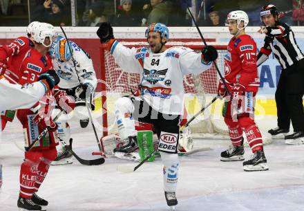 EBEL. Eishockey Bundesliga. KAC gegen	EHC Liwest Black Wings Linz. Torjubel Dragan Umicevic  (Linz). Klagenfurt, am 15.12.2019.
Foto: Kuess
www.qspictures.net

---
pressefotos, pressefotografie, kuess, qs, qspictures, sport, bild, bilder, bilddatenbank