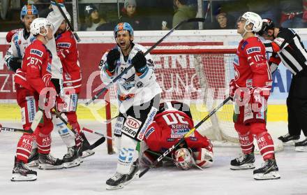EBEL. Eishockey Bundesliga. KAC gegen	EHC Liwest Black Wings Linz. Torjubel Dragan Umicevic  (Linz). Klagenfurt, am 15.12.2019.
Foto: Kuess
www.qspictures.net

---
pressefotos, pressefotografie, kuess, qs, qspictures, sport, bild, bilder, bilddatenbank