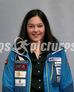 Kaernten Sport. Sportlermeeting. Package Uebergabe. Carmen Spielberger  (Schi Alpin). Klagenfurt, 17.12.2019.
Foto: Kuess 
www.qspictures.net
---
pressefotos, pressefotografie, kuess, qs, qspictures, sport, bild, bilder, bilddatenbank