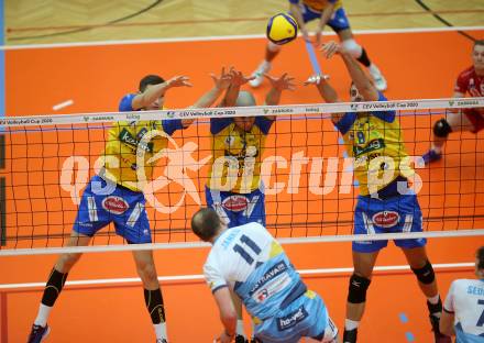 Volleyball CEV Cup. SK Zadruga Aich/Dob gegen VK Ostrava (CZE).   Filip Palgut, Victor Hugo Alcantara, Ivan Kolev (Aich/Dob). Bleiburg, am 18.12.2019.
Foto: Kuess
---
pressefotos, pressefotografie, kuess, qs, qspictures, sport, bild, bilder, bilddatenbank