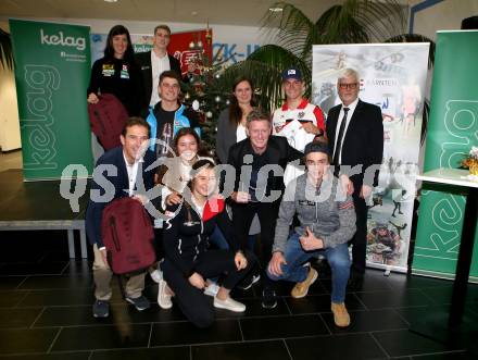 Kaernten Sport. Sportlermeeting. Package Uebergabe. Magdalena Lobnig, Heiko Gigler, Mario Leitner, Vanessa Herzog, Felix Oschmautz, Manfred Freitag, Gernot Kampl, Rosa Donner, Kerstin Logonder, Arno Arthofer, Christian Steiner. Klagenfurt, am 17.12.2019.
Foto: Kuess 
www.qspictures.net
---
pressefotos, pressefotografie, kuess, qs, qspictures, sport, bild, bilder, bilddatenbank