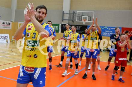 Volleyball CEV Cup. SK Zadruga Aich/Dob gegen VK Ostrava (CZE).   Michal Hruska, Maximilian Landfahrer, Victor Hugo Alcantara, Manuel Steiner (Aich/Dob). Bleiburg, am 18.12.2019.
Foto: Kuess
---
pressefotos, pressefotografie, kuess, qs, qspictures, sport, bild, bilder, bilddatenbank