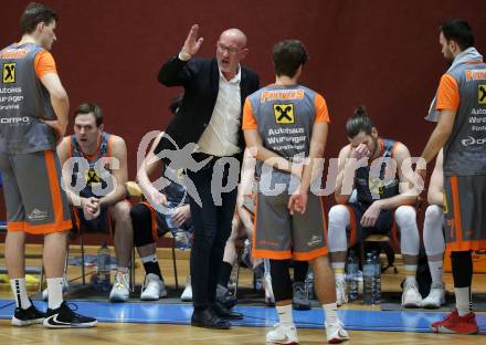 Basketball Zweite Liga 2019/2020. Grunddurchgang 15. Runde. KOS Celovec gegen  Fuerstenfeld Panthers.  Trainer Flavio Priulla (Fuerstenfeld). Klagenfurt, am 21.12.2019.
Foto: Kuess
www.qspictures.net

---
pressefotos, pressefotografie, kuess, qs, qspictures, sport, bild, bilder, bilddatenbank
