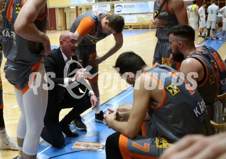 Basketball Zweite Liga 2019/2020. Grunddurchgang 15. Runde. KOS Celovec gegen  Fuerstenfeld Panthers. Trainer Flavio Priulla (Fuerstenfeld). Klagenfurt, am 21.12.2019.
Foto: Kuess
www.qspictures.net

---
pressefotos, pressefotografie, kuess, qs, qspictures, sport, bild, bilder, bilddatenbank