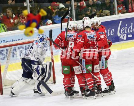 EBEL. Eishockey Bundesliga. KAC gegen	Hydro Fehervar AV 19. Torjubel Neal Matthew, Geier Stefan, Strong Steven, Haudum Lukas, Unterweger Clemens (KAC). Klagenfurt, am 15.12.2019.
Foto: Kuess
www.qspictures.net

---
pressefotos, pressefotografie, kuess, qs, qspictures, sport, bild, bilder, bilddatenbank