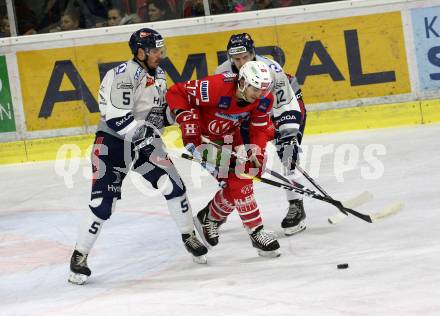 EBEL. Eishockey Bundesliga. KAC gegen	Hydro Fehervar AV 19. Ganahl Manuel (KAC),  Stipsicz Bence, Yogan Andrew Michael (Alba Volan). Klagenfurt, am 15.12.2019.
Foto: Kuess
www.qspictures.net

---
pressefotos, pressefotografie, kuess, qs, qspictures, sport, bild, bilder, bilddatenbank