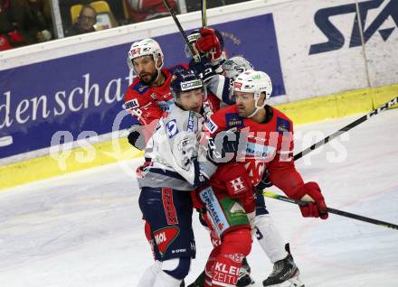 EBEL. Eishockey Bundesliga. KAC gegen	Hydro Fehervar AV 19. Neal Matthew, Koch Thomas (KAC), Reisz Aron Sandor, Tikkanen Harri  (Alba Volan). Klagenfurt, am 15.12.2019.
Foto: Kuess
www.qspictures.net

---
pressefotos, pressefotografie, kuess, qs, qspictures, sport, bild, bilder, bilddatenbank