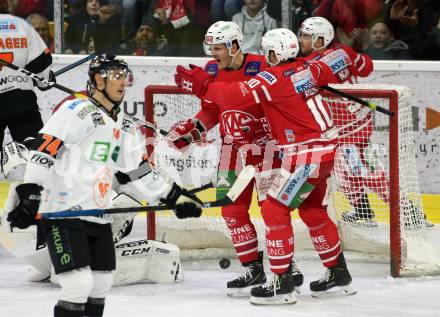 EBEL. Eishockey Bundesliga. KAC gegen	Moser Medical Graz99ers. Torjubel Manuel Geier, Andrew Jacob Kozek, Matthew Neal (KAC). Klagenfurt, am 28.12.2019.
Foto: Kuess
www.qspictures.net

---
pressefotos, pressefotografie, kuess, qs, qspictures, sport, bild, bilder, bilddatenbank