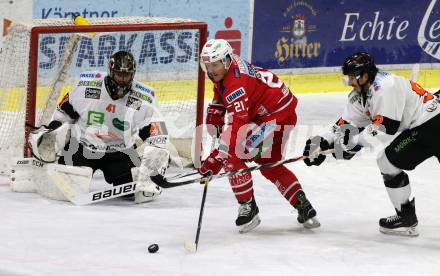 EBEL. Eishockey Bundesliga. KAC gegen	Moser Medical Graz99ers. Manuel Geier, (KAC), Cristopher Nihlstorp, Charles Dodero  (Graz). Klagenfurt, am 28.12.2019.
Foto: Kuess
www.qspictures.net

---
pressefotos, pressefotografie, kuess, qs, qspictures, sport, bild, bilder, bilddatenbank
