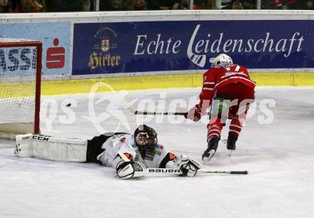 EBEL. Eishockey Bundesliga. KAC gegen	Moser Medical Graz99ers. Manuel Ganahl,  (KAC), Cristopher Nihlstorp (Graz). Klagenfurt, am 28.12.2019.
Foto: Kuess
www.qspictures.net

---
pressefotos, pressefotografie, kuess, qs, qspictures, sport, bild, bilder, bilddatenbank