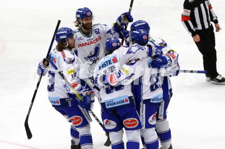 EBEL. Eishockey Bundesliga. VSV gegen Moser Medical Graz99ers.   Torjubel Martin Ulmer, Patrick Bjorkstrand,  Marko Poeyhoenen, Mark Anthony Cundari, Chris Collins (VSV). Villach, am 3.1.2020.
Foto: Kuess
www.qspictures.net
---
pressefotos, pressefotografie, kuess, qs, qspictures, sport, bild, bilder, bilddatenbank