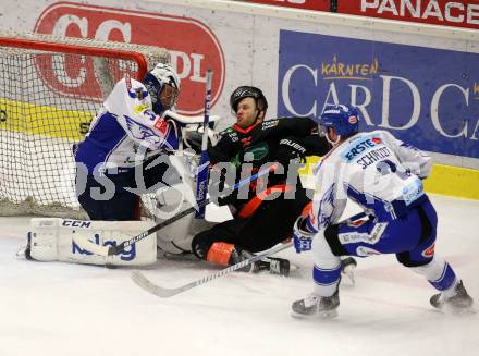EBEL. Eishockey Bundesliga. VSV gegen Moser Medical Graz99ers.  Brandon Maxwell, Kevin Schmidt, (VSV),  Kevin Moderer  (Graz). Villach, am 3.1.2020.
Foto: Kuess
www.qspictures.net
---
pressefotos, pressefotografie, kuess, qs, qspictures, sport, bild, bilder, bilddatenbank
