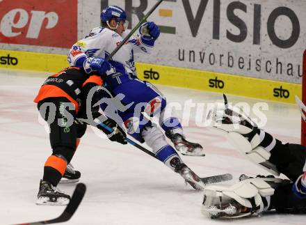 EBEL. Eishockey Bundesliga. VSV gegen Moser Medical Graz99ers.  Adis Alagic, (VSV), Matt Garbowski  (Graz). Villach, am 3.1.2020.
Foto: Kuess
www.qspictures.net
---
pressefotos, pressefotografie, kuess, qs, qspictures, sport, bild, bilder, bilddatenbank