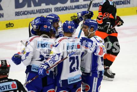 EBEL. Eishockey Bundesliga. VSV gegen Moser Medical Graz99ers.  Torjubel Martin Ulmer, Patrick Bjorkstrand, Chris Collins, Marko Poeyhoenen, Mark Anthony Cundari (VSV). Villach, am 3.1.2020.
Foto: Kuess
www.qspictures.net
---
pressefotos, pressefotografie, kuess, qs, qspictures, sport, bild, bilder, bilddatenbank