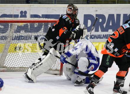 EBEL. Eishockey Bundesliga. VSV gegen Moser Medical Graz99ers. Miika Lahti,   (VSV), Cristopher Nihlstorp (Graz). Villach, am 3.1.2020.
Foto: Kuess
www.qspictures.net
---
pressefotos, pressefotografie, kuess, qs, qspictures, sport, bild, bilder, bilddatenbank