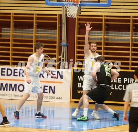 Basketball Zweite Liga 2019/2020. Grunddurchgang 16. Runde. Woerthersee Piraten gegen Basket Flames. Tevz Ruzic, Maximilian Kunovjanek (Piraten), Justin Vallejo (Basket Flames). Klagenfurt, am 5.1.2020.
Foto: Kuess
www.qspictures.net

---
pressefotos, pressefotografie, kuess, qs, qspictures, sport, bild, bilder, bilddatenbank